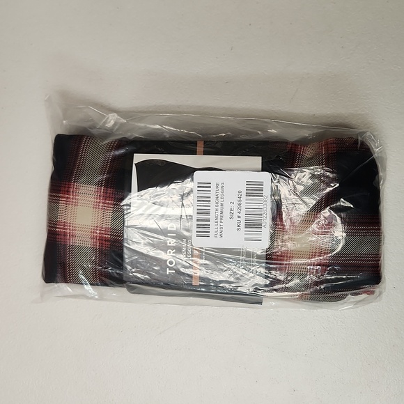 ❤️NWT VINTAGE TORRID POCKET LEGGING - MULTI PLAID - COMFORT WAIST -  PLUS SIZE - Picture 9 of 12